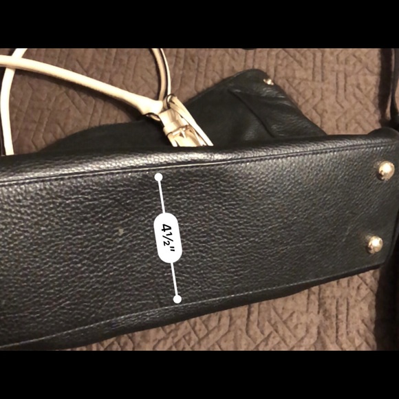 MK Purse - Picture 7 of 8